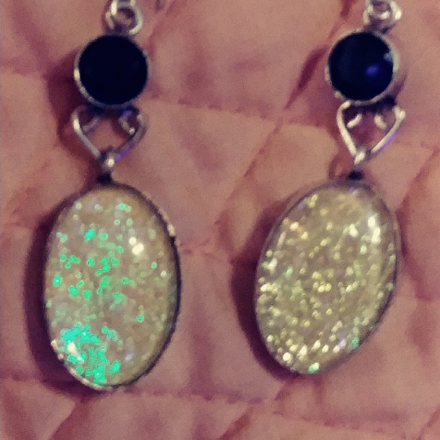 Nwt-Soft Golden Druzy/Iolite & Sterling Wires Ear
